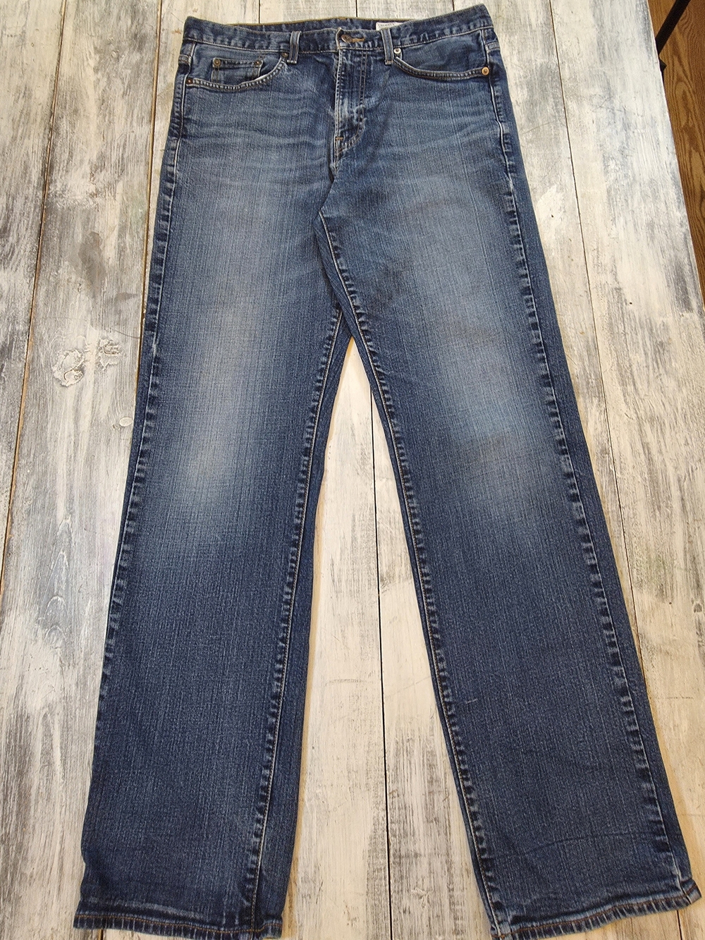Cremieux Men's Blue Relaxed Straight-Leg Jeans - Classic Denim sz 33x34